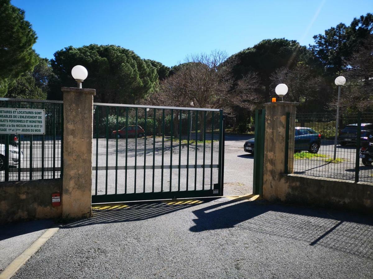 Appartement Sainte-Maxime, Plage De La Nartelle Buitenkant foto